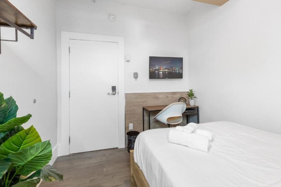 Double or Twin Room with Shared Bathroom