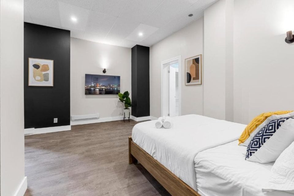 Large Double Room