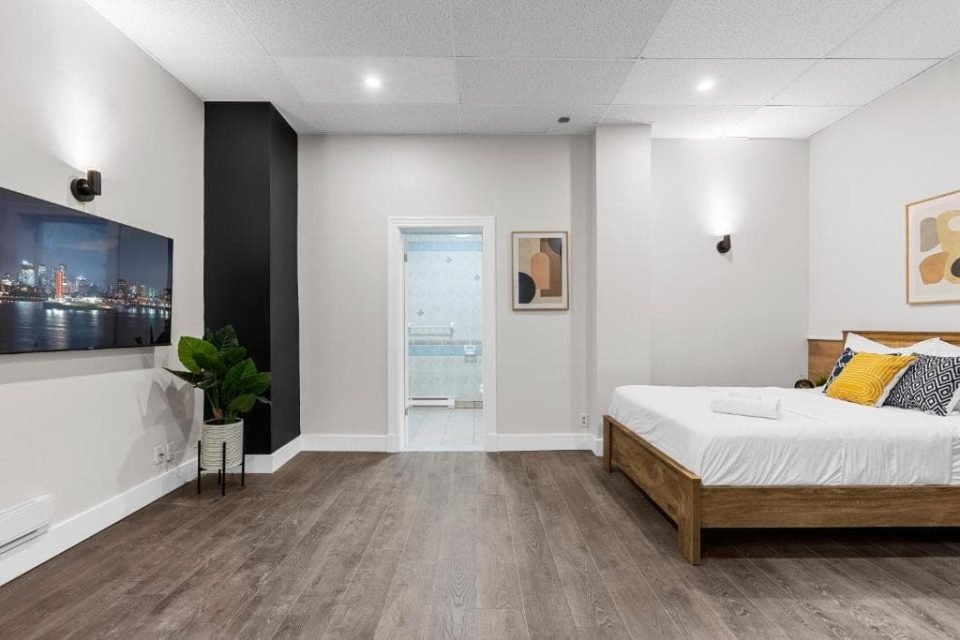 Large Double Room