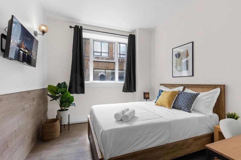 Large Double Room