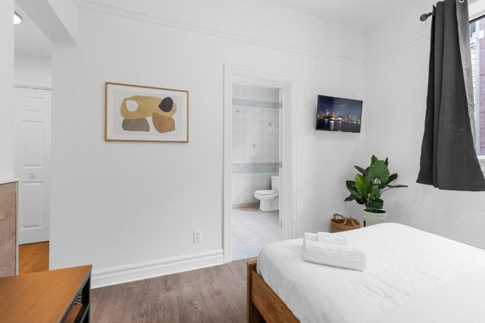 Large Double Room