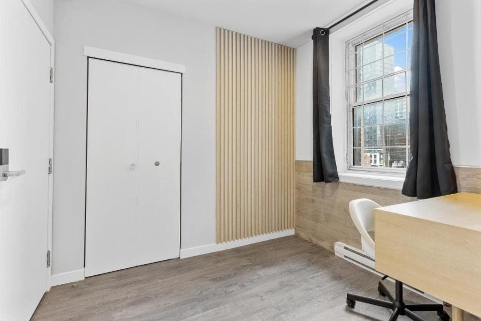Deluxe Double Room with Shower